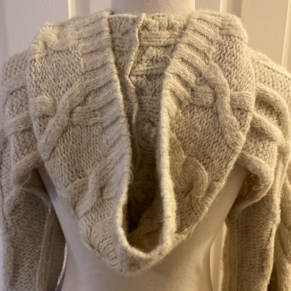 ZARA Hooded Shrug Sweater - Picture 3 of 6